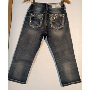 Miss Me 26  Capri Jeans